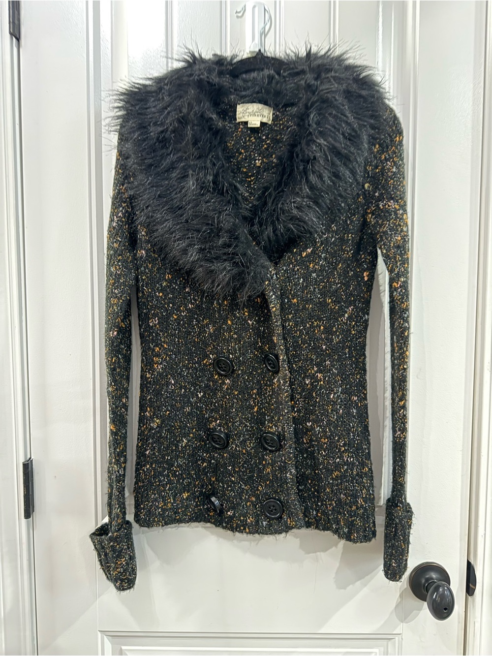 Flecked Black Removable Faux-Fur Collar Double-Breasted Cardigan